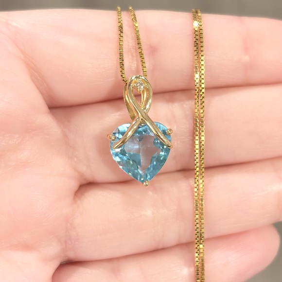 14K Gold Swiss Blue Topaz Heart Pendant: Diamond Accent Filigree - Picture 5 of 12